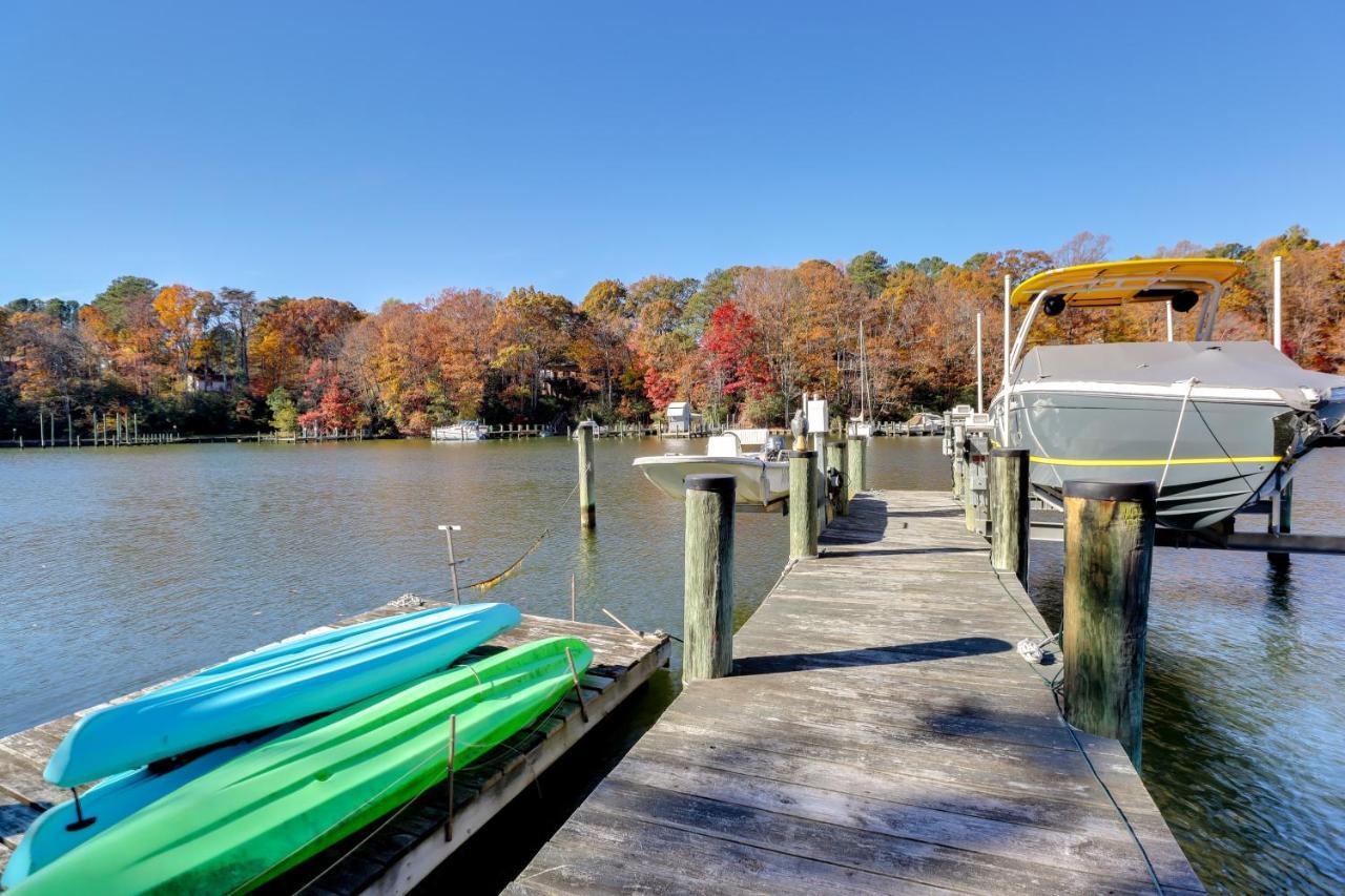 Waterfront Lusby Retreat With Deep-Water Dock And Slip Villa Exterior photo